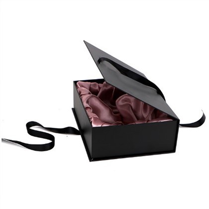Magnetic Lid Box with Ribbon Closure
